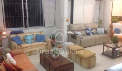 Apartamento à venda com 142 m², 4 quartos, vaga e portaria 24 horas em área nobre no Grajaú