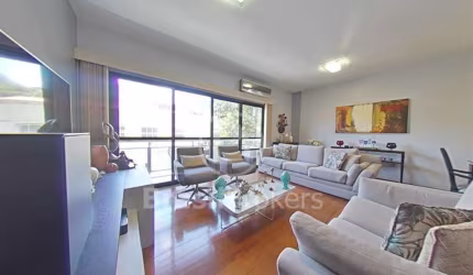 Apartamento com móveis planejados e pronto para entrar e morar!