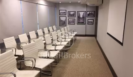 Sala Comercial com 177,00 m² no Centro do RJ