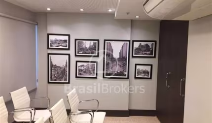 Sala Comercial com 177,00 m² no Centro do RJ