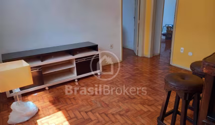 Apartamento em condomínio fechado de 2 quartos de escada