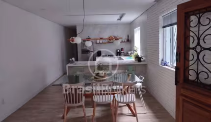 Casa à venda com 90,00m² e 5 quartos em Tijuca, Rio de Janeiro - rj
