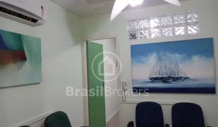 Sala comercial  montada no coração da Tijuca