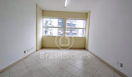 Sala Comercial na Av. Almirante Barroso no Centro do Rj