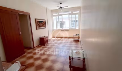 Apartamento de 2 quartos com 7 m², dependências completas, portaria 24hs, vaga de garagem a 5 minutos do metrô