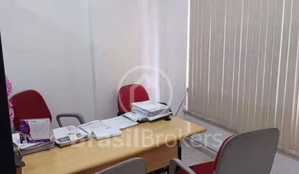 Sala Comercial com 27,00 m2 no Centro do Rio