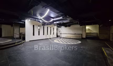Imóvel Comercial com 603 m2 no Centro do RJ