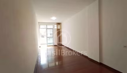 Apartamento 2 quartos (sendo 1 suíte) + 2 vagas de garagem