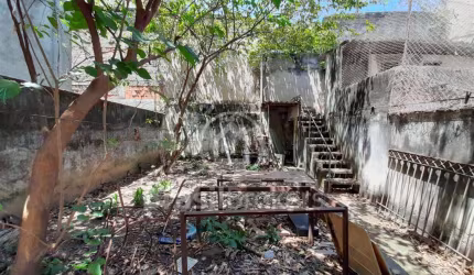 Terreno com casa à venda em São Cristóvão
