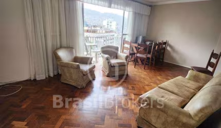 Tijuca - 3 quartos com vaga na escritura