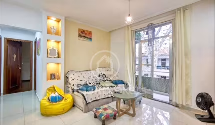 Apartamento de 2 quartos com 55 m², Varanda, dependências completa e todo modernizado.