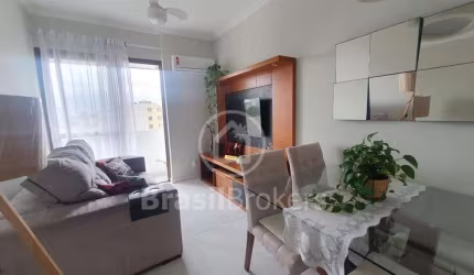 Apartamento à venda com 56,00m² e 2 quartos, 1 suíte, vaga, com infra estrutura completa na Praça da Bandeira.