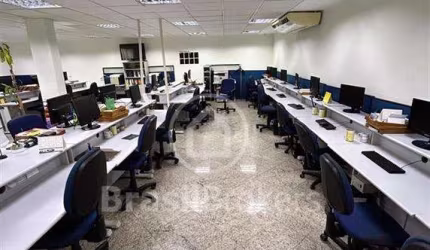 Prédio Inteiro  - Maracanã
