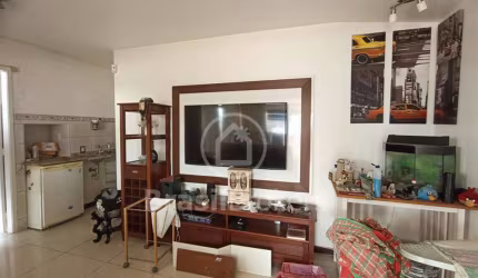 Cobertura Duplex à venda com 146 m² e 4 quartos em área nobre de Vila Isabel, próximo ao Shopping Tijuca