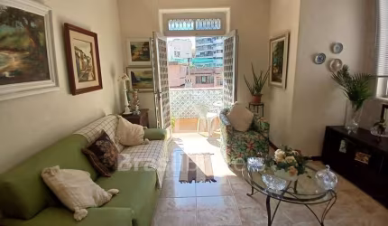 Apartamento de 3 quartos e varanda na Clóvis Beviláqua