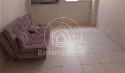 AEP ASSOCIACAO EMPRESARIAL DO EDIFICIO PATRIARCA - Sala Comercial
