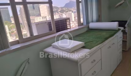 CONDE ASSESSORIA COMERCIAL SIMPLES LTDA ME - Sala Comercial