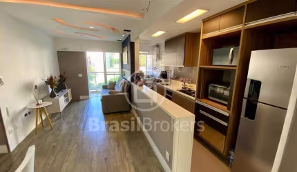 Excelente Apartamento com 77,00 m² e Varanda no Maracanã