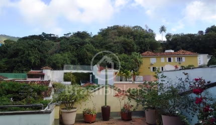 Casa à venda com 288,00m² e 5 quartos em Humaitá, Rio de Janeiro - rj