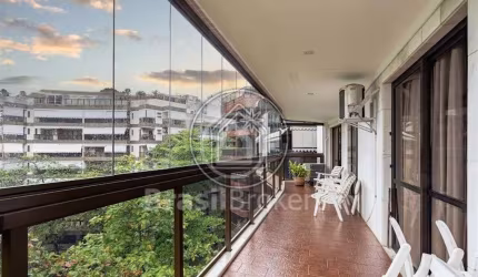 Cobertura Duplex à venda com 230,00m² e 3 quartos em Leblon, Rio de Janeiro - rj
