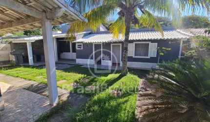 Casa 4 quartos, sendo 4 suítes