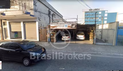 Casa à venda com 241,00m² e 6 quartos em Olinda, Nilópolis - rj