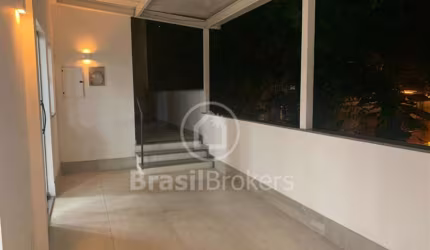 Casa 3 quartos, sendo 3 suítes