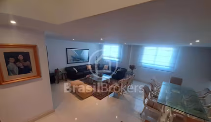Apartamento Triplex 5 quartos, sendo 2 suítes