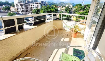 Apartamento Amplo - 3 Quartos com Suite no Tanque