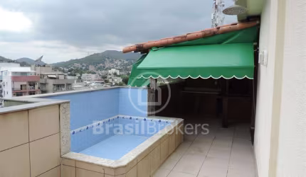 Cobertura espaçosa e completa na Taquara