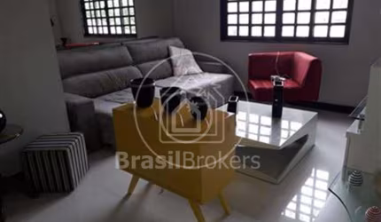 Casa de Condomínio à venda com 293,00m² e 3 quartos em Taquara, Rio de Janeiro - rj