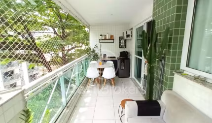 Apartamento frente 3 Dormitórios 1 suite mais Dependência completa
