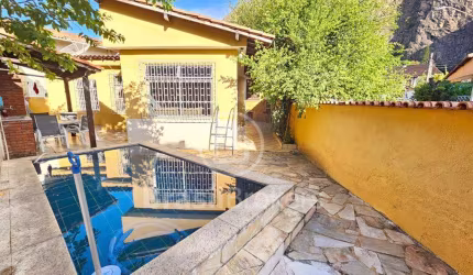 Casa condomínio fechado próximo Est. Capenha
