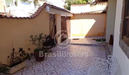 Casa de Condomínio à venda com 200,00m² e 3 quartos em Jacarepaguá, Rio de Janeiro - rj