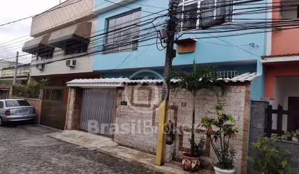 Casa em condomínio com 182 m² na Freguesia