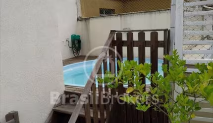 Cobertura Duplex à venda com 146,00m² e 3 quartos em Praça Seca, Rio de Janeiro - rj