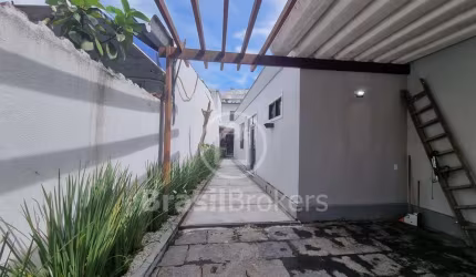 Casa à venda com 230,00m² e 5 quartos em Anil, Rio de Janeiro - rj