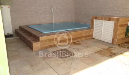 Casa de Condomínio à venda com 250,00m² e 3 quartos em Taquara, Rio de Janeiro - rj