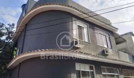 Surpreenda-se com esse imóvel irresistível próximo a comércio