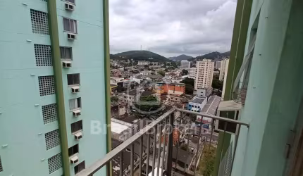Apartamento 2 Dormitórios com Dependência completa