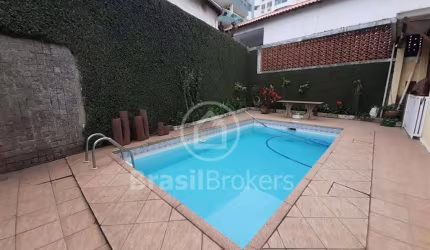 Casa à venda com 367,00m² e 5 quartos em Freguesia (Jacarepaguá), Rio de Janeiro - rj