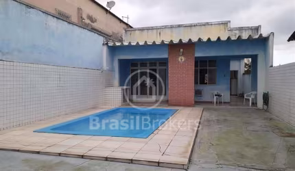 Casa à venda com 272,00m² e 3 quartos em Pechincha, Rio de Janeiro - rj