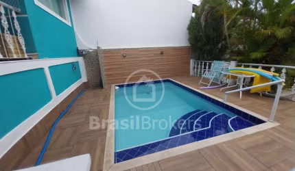 Casa de Condomínio à venda com 297,00m² e 3 quartos em Taquara, Rio de Janeiro - rj