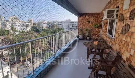 Excelente apartamento de frente no ponto nobre da Freguesia