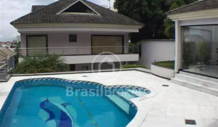 Casa de Condomínio à venda com 600,00m² e 3 quartos em Freguesia (Jacarepaguá), Rio de Janeiro - rj
