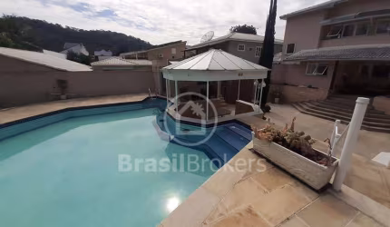 Casa de Condomínio à venda com 800,00m² e 5 quartos em Taquara, Rio de Janeiro - rj