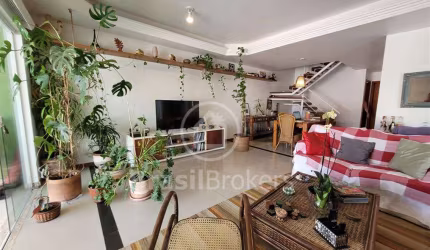 Casa de Condomínio à venda com 228,00m² e 4 quartos em Freguesia (Jacarepaguá)