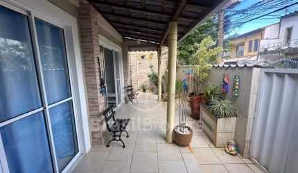 Casa de Condomínio à venda com 228,00m² e 5 quartos em Freguesia (Jacarepaguá), Rio de Janeiro - rj