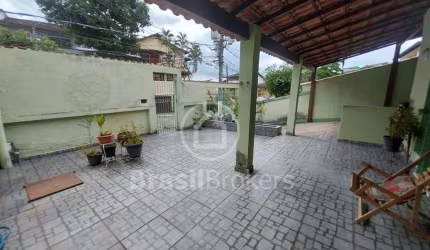 Casa Duplex em Condomínio