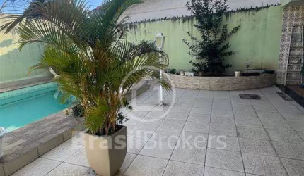 Casa de Condomínio à venda com 237,00m² e 2 quartos em Anil, Rio de Janeiro - rj
